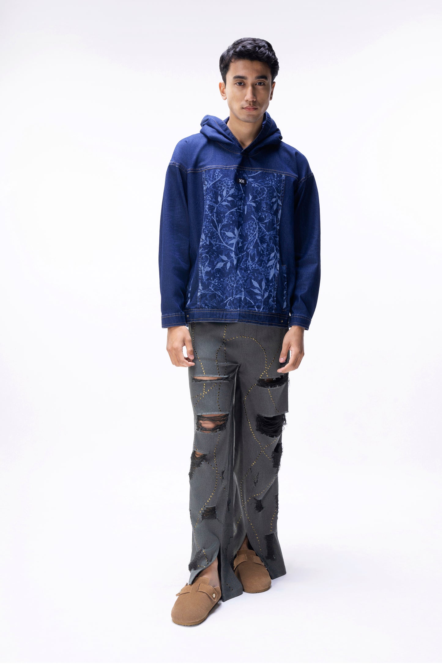 Studs Distressed Trousers