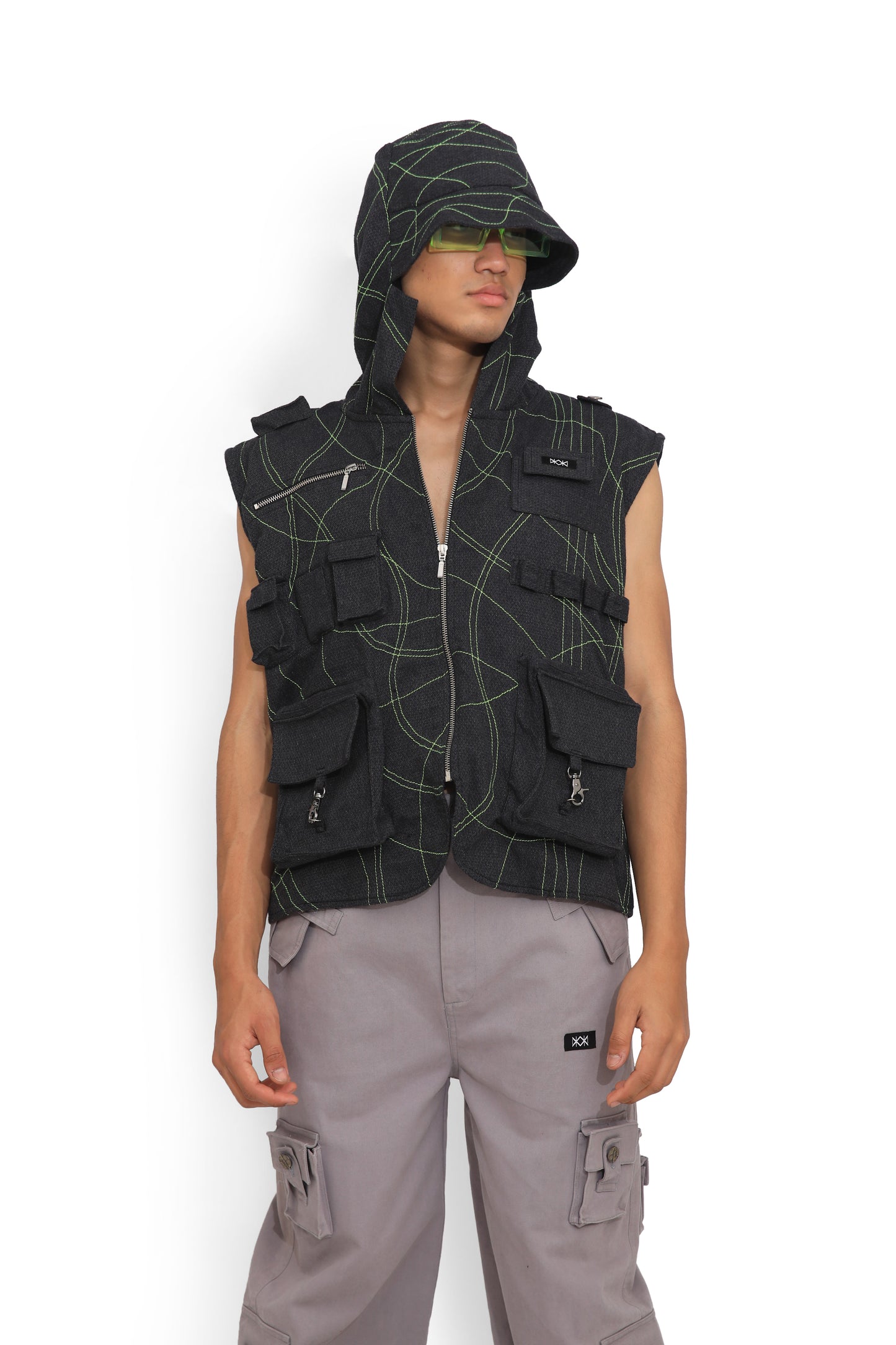 Sleeveless Bucket Hat Utility Jacket